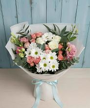 Букет цветов из:  Розы, Лизиантусы и Хризантемы в Калаче-на-Дону