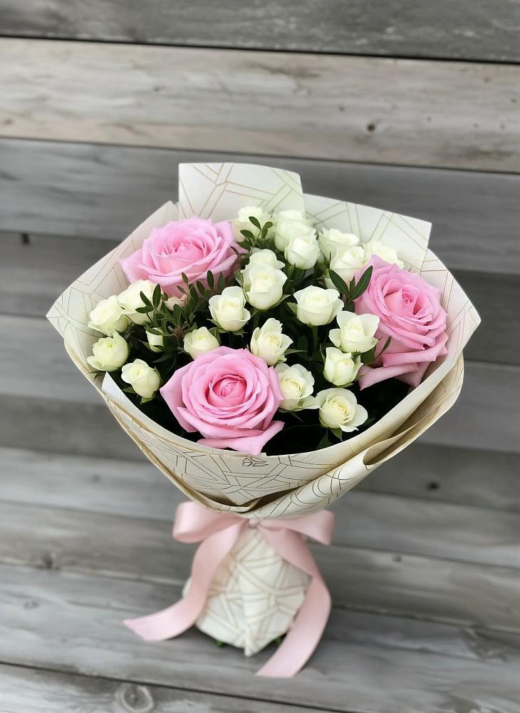 Букет цветов из: Розы в Калаче-на-Дону