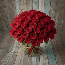 Букет 55 Красных роз Фридом #REPLACE_PRED# Калаче-на-Дону