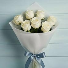 Букет 7 Белых роз Эдлесс Лав в Калаче-на-Дону