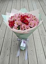 Букет цветов из:  Альстромерии в Калаче-на-Дону