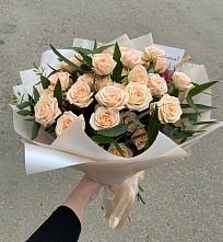 Букет Кремовые розы Латте в Калаче-на-Дону