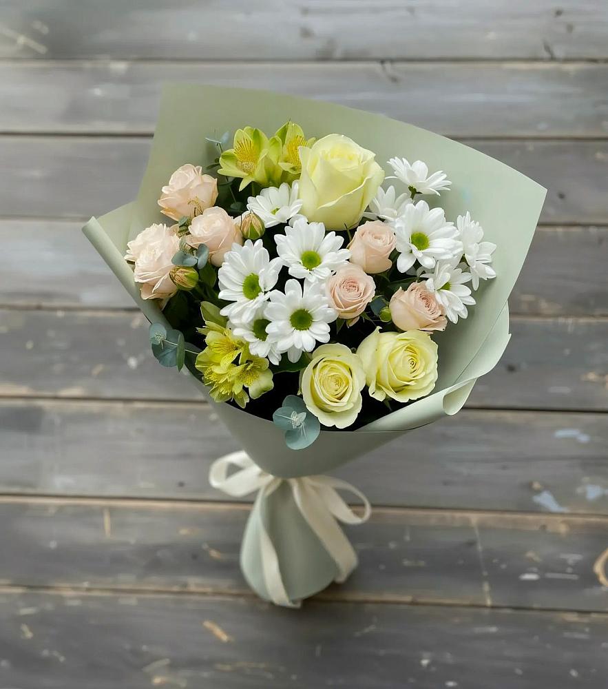Букет цветов из: Альстромерии, Розы и Хризантемы в Калаче-на-Дону