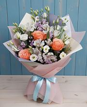 Букет цветов из:  Лизиантусы, Розы, Альстромерии и Гипсофила #REPLACE_PRED# Калаче-на-Дону