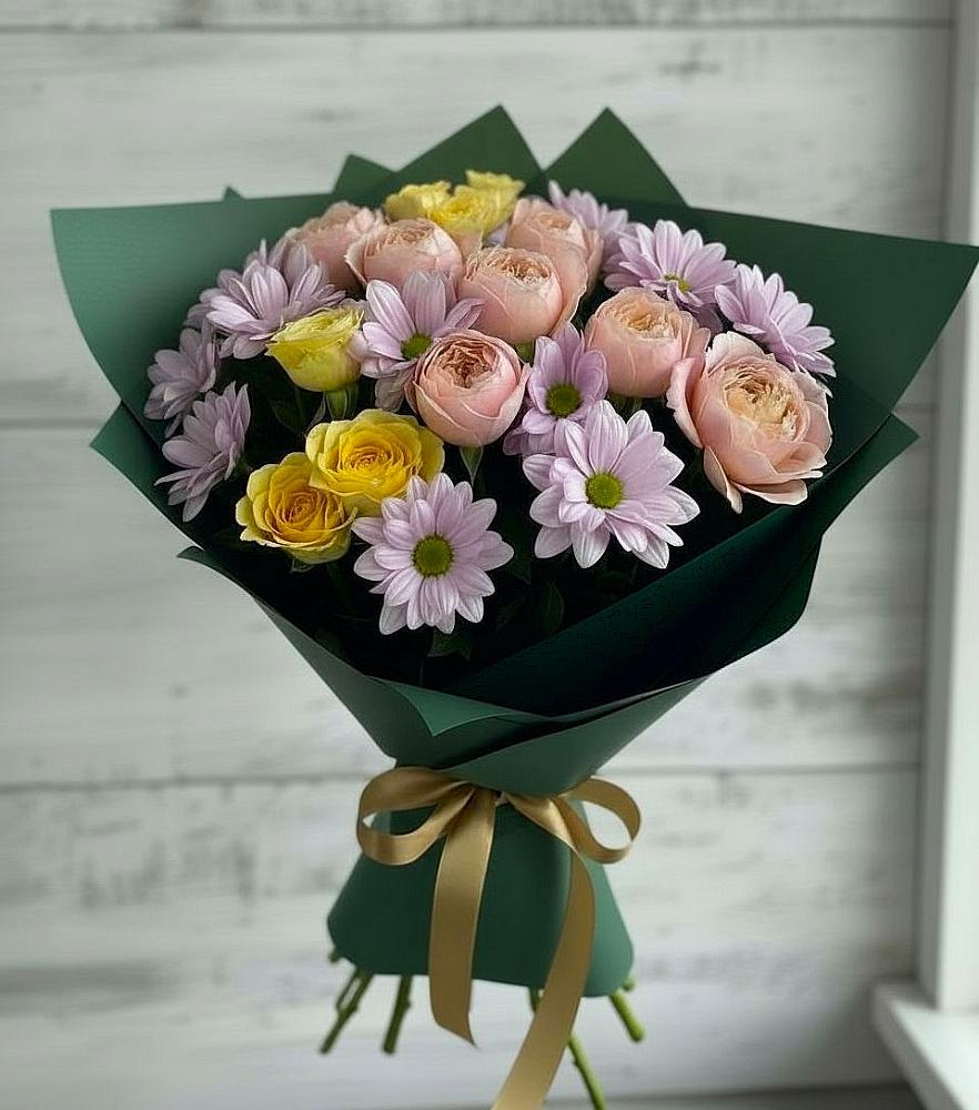 Букет цветов из: Хризантемы и Розы в Калаче-на-Дону