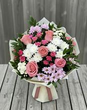 Букет цветов из:  Альстромерии, Гвоздики, Розы и Хризантемы в Калаче-на-Дону
