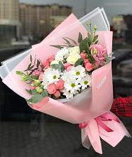 Букет цветов из:  Розы, Лизиантусы и Хризантемы в Калаче-на-Дону